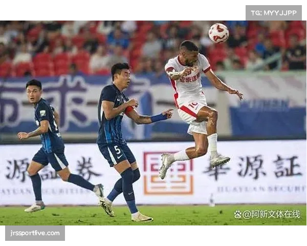 武汉三镇0-0闷平长春亚泰，双方门将屡献神扑